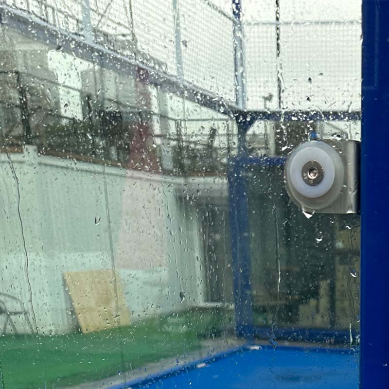 Quadra de Padel Panorâmica Premium com Certificação FIP e Tecnologia de Vidro de Segurança